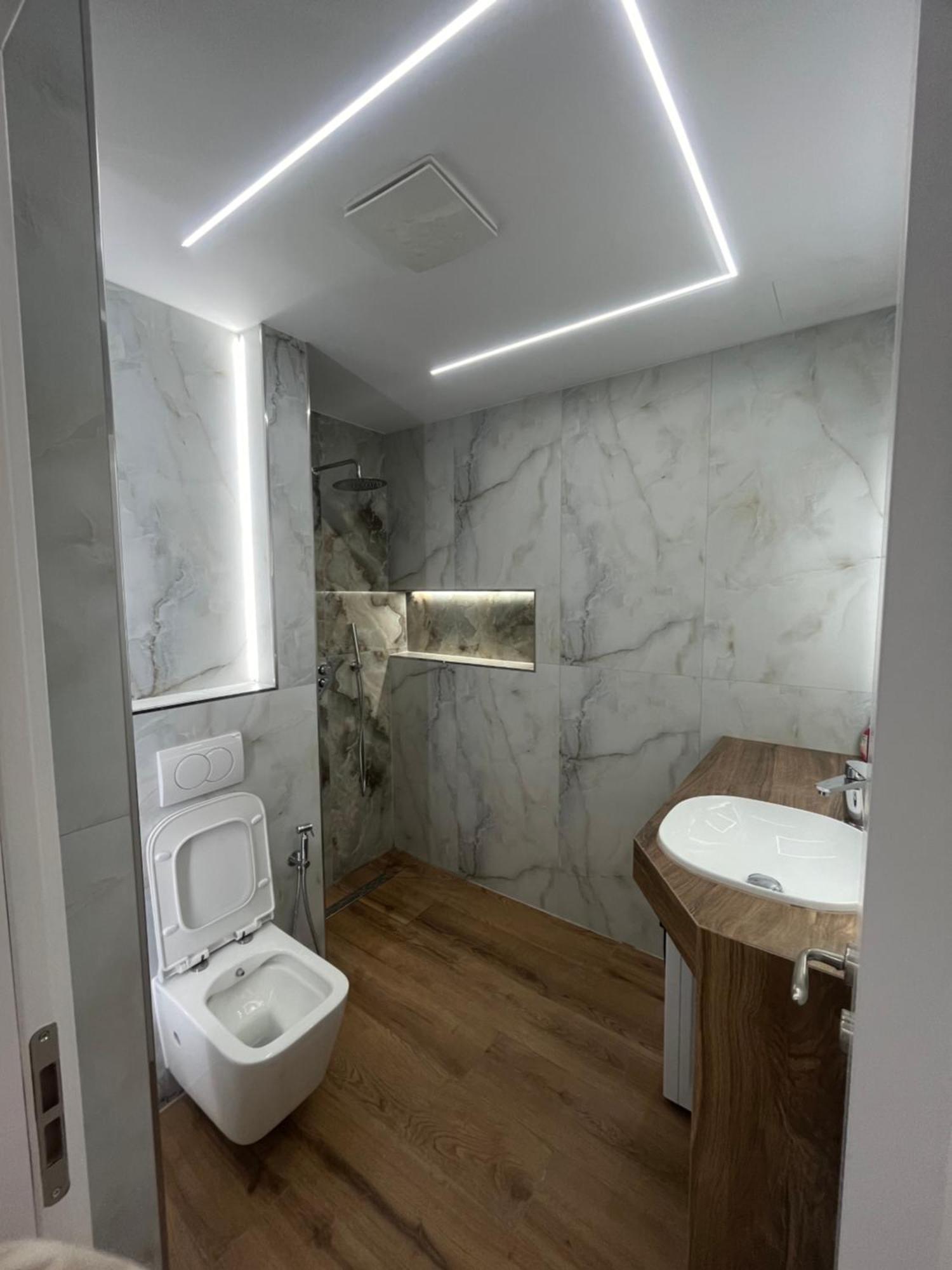 The Blue Pearl Apartment 2 Дуррес Екстер'єр фото