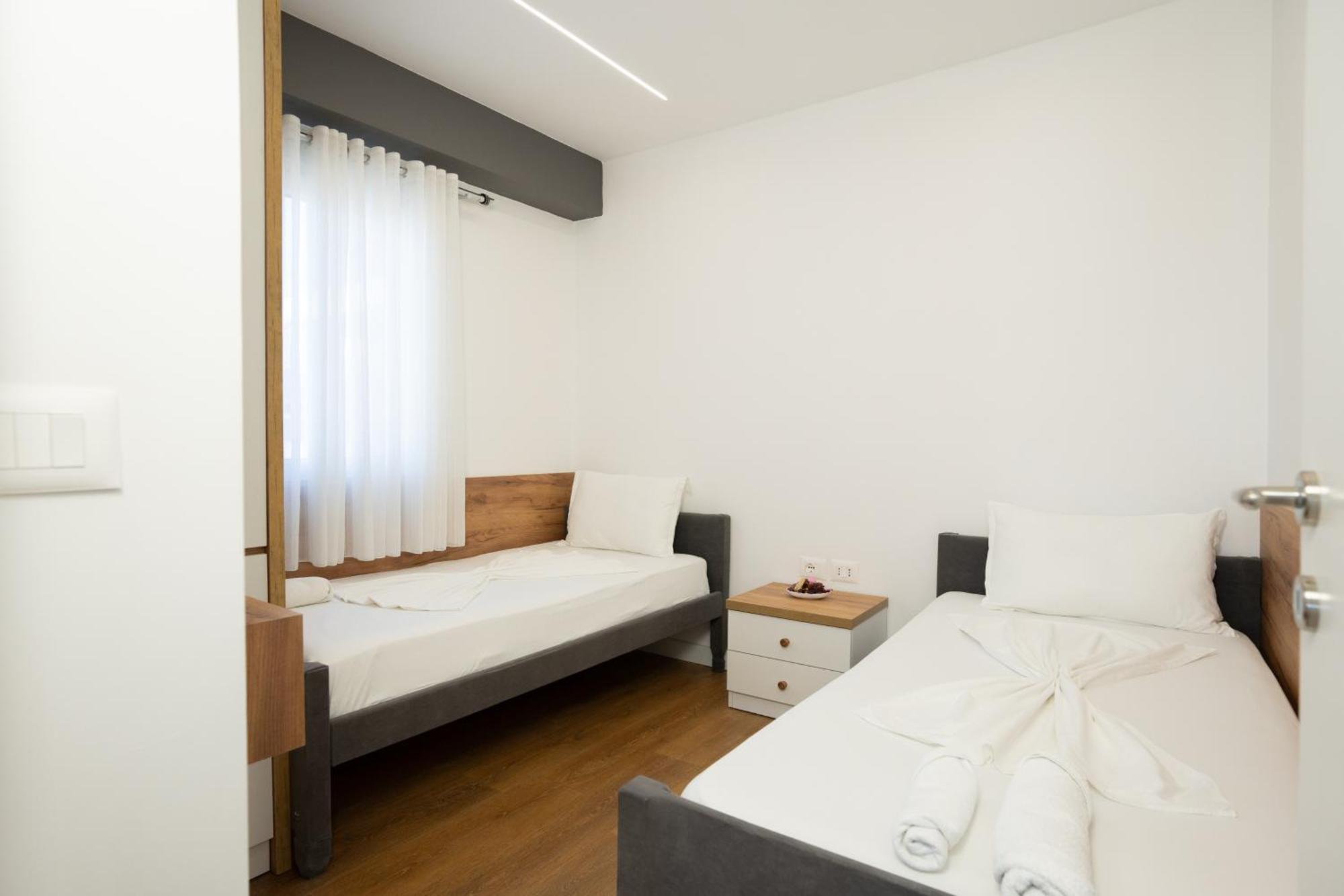 The Blue Pearl Apartment 2 Дуррес Екстер'єр фото